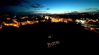 Znicze w hołdzie rotmistrzowi Pileckiemu zapłonęły na dziedzińcu Zamku Lubelskiego – 25 maja 2020