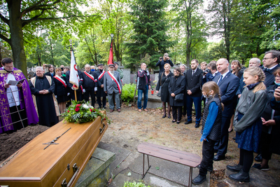 Ostatnia droga śp. Krystyny Barchańskiej – cmentarz Bródnowski w Warszawie, 3 czerwca 2020. Fot. Sławek Kasper (IPN)