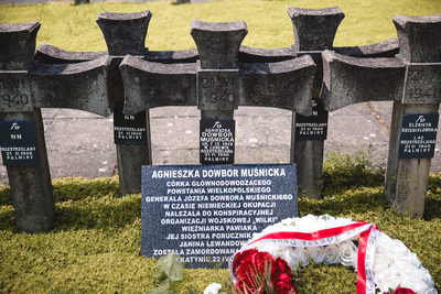 Hołd dla Polaków zamordowanych przez Niemców w Palmirach – w 80. rocznicę zbrodni na Macieju Rataju i Mieczysławie Niedziałkowskim – 21 czerwca 2020. Fot. Sławek Kasper (IPN)