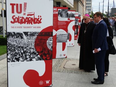 Otwarcie wystawy IPN „Tu rodziła się Solidarność” w Olsztynie – 1 lipca 2020. Fot. IPN