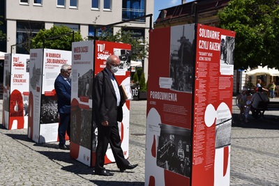 Otwarcie wystawy IPN „TU rodziła się »Solidarność«” w Tarnowskich Górach. Fot. M. Kobylańska (IPN)