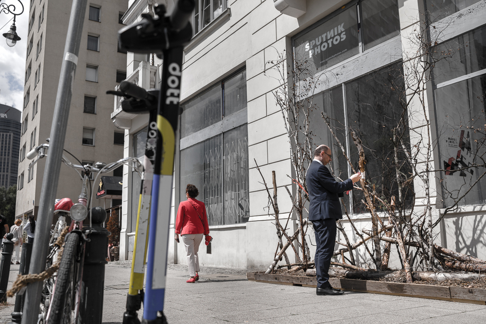 Mateusz Szpytma, zastępca prezesa Instytutu Pamięci Narodowej, oddał hołd warszawskim Żydom podczas Marszu Pamięci – Warszawa, 22 lipca 2020. Fot. Sławek Kasper (IPN)