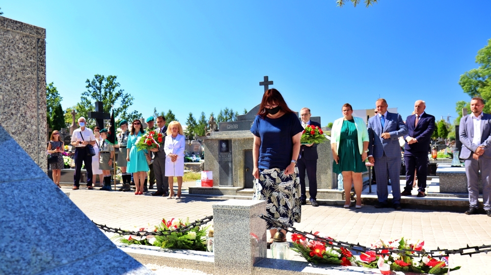 Węgrów –  mogiła żołnierzy Wojska Polskiego poległych podczas wojny polsko-bolszewickiej – 15 sierpnia 2020. Fot. M.N.