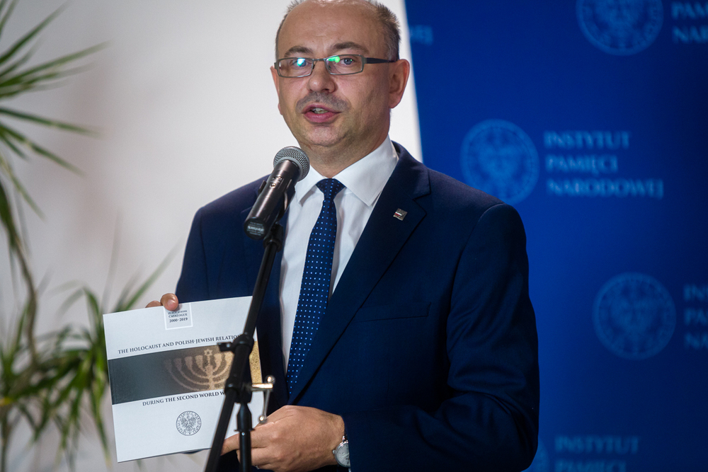 Dr Mateusz Szpytma, wiceprezes IPN, podczas briefingu IPN na temat publikacji „Korekty ciąg dalszy...”, dotyczącej stosunków polsko-żydowskich – Warszawa, 14 września 2020. Fot. Sławek Kasper (IPN)