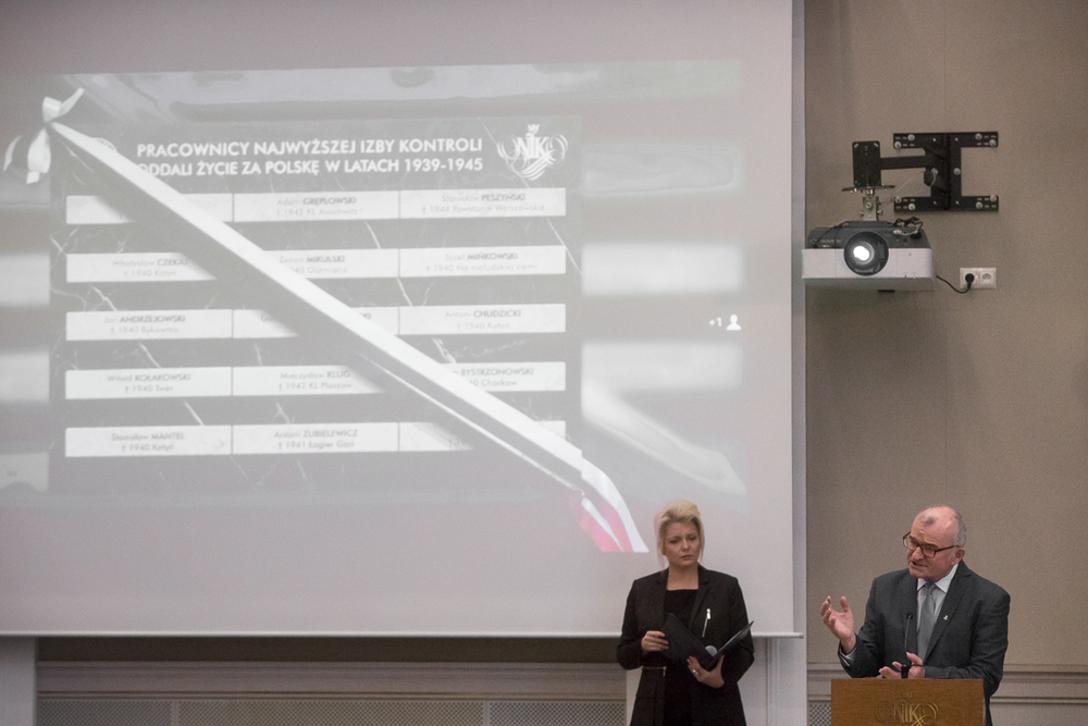 Odsłonięcie Ściany Pamięci poświęconej pracownikom NIK – Warszawa, 17 września 2020. Fot. Sławek Kasper (IPN)