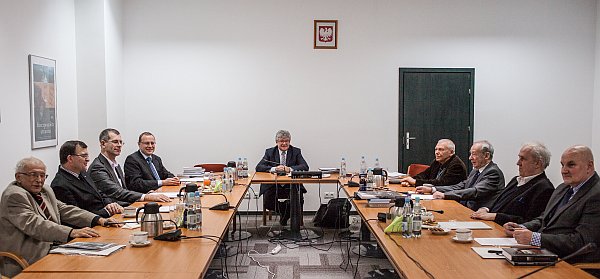 SKŁAD RADY INSTYTUTU PAMIĘCI NARODOWEJ – KOMISJI ŚCIGANIA ZBRODNI PRZECIWKO NARODOWI POLSKIEMU