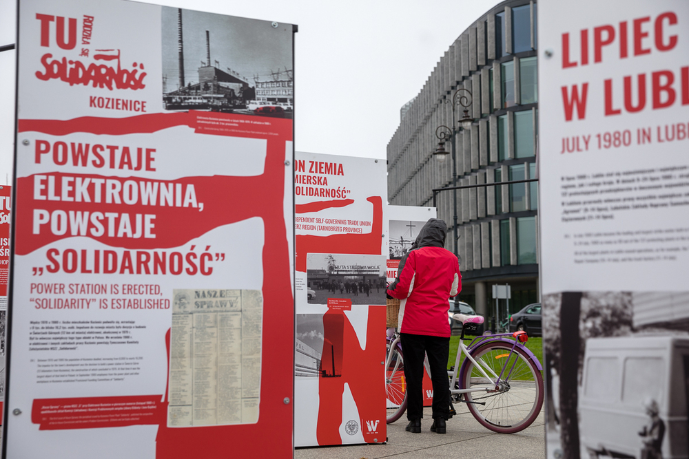 Uczestnicy Sierpnia ’80 na uroczystym zamknięciu wystawy „Tu rodziła się Solidarność” – Warszawa, 16 października 2020. Fot. Sławek Kasper (IPN)