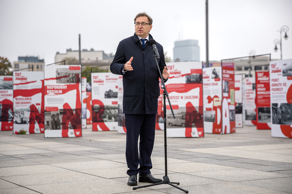 Uczestnicy Sierpnia ’80 na uroczystym zamknięciu wystawy „Tu rodziła się Solidarność” – Warszawa, 16 października 2020. Fot. Sławek Kasper (IPN)