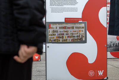 Uczestnicy Sierpnia ’80 na uroczystym zamknięciu wystawy „Tu rodziła się Solidarność” – Warszawa, 16 października 2020. Fot. Sławek Kasper (IPN)