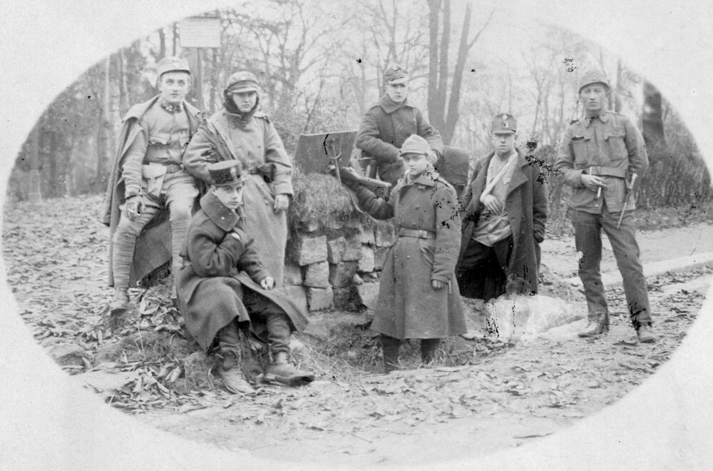 Z walk z Ukraińcami w obronie polskości Lwowa... Lwów, listopad 1918. Ze zbiorów Narodowego Archiwum Cyfrowego