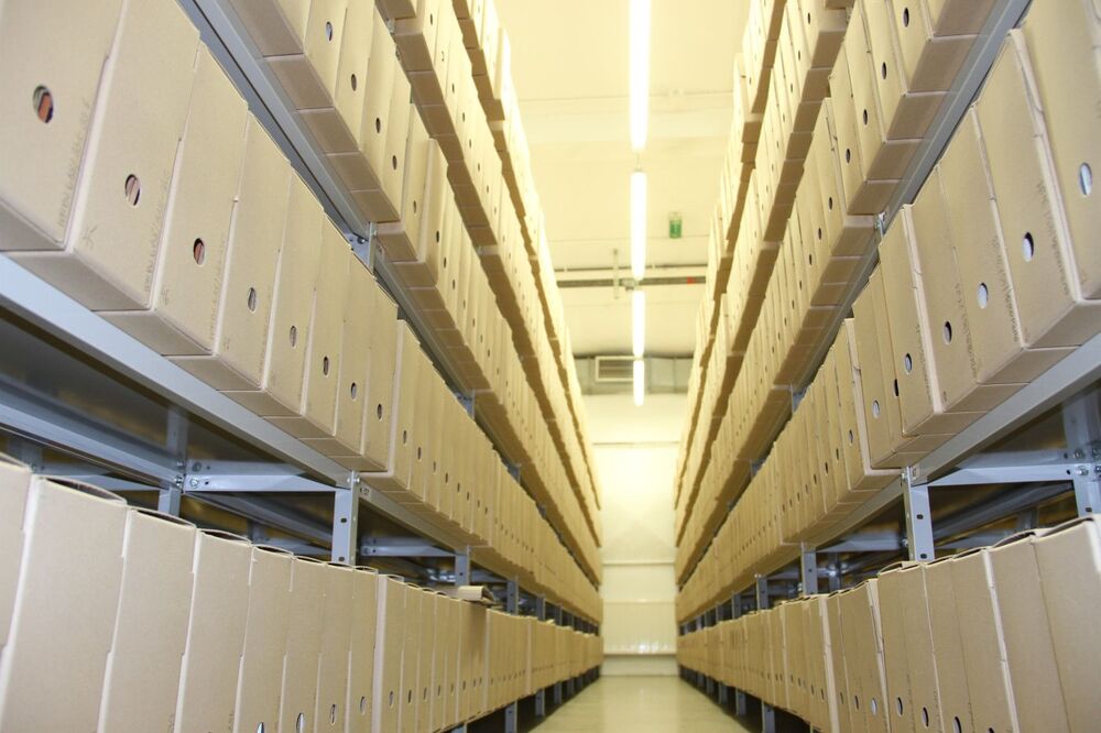 Magazyny archiwalne AIPN. Fot. Katarzyna Adamów (IPN)