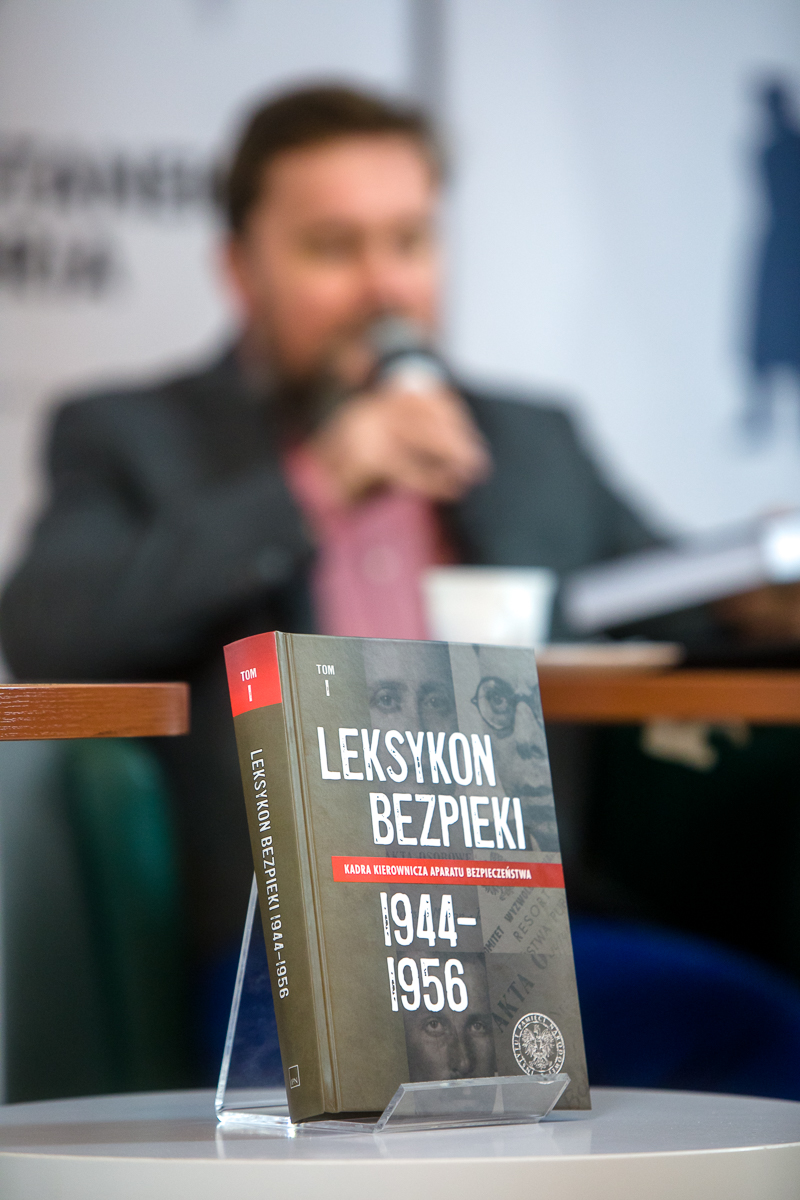 Dyskusja wokół książki „Leksykon bezpieki. Kadra kierownicza aparatu bezpieczeństwa 1944–1956. Tom I” – 19 stycznia 2021. Fot. Sławek Kasper (IPN)