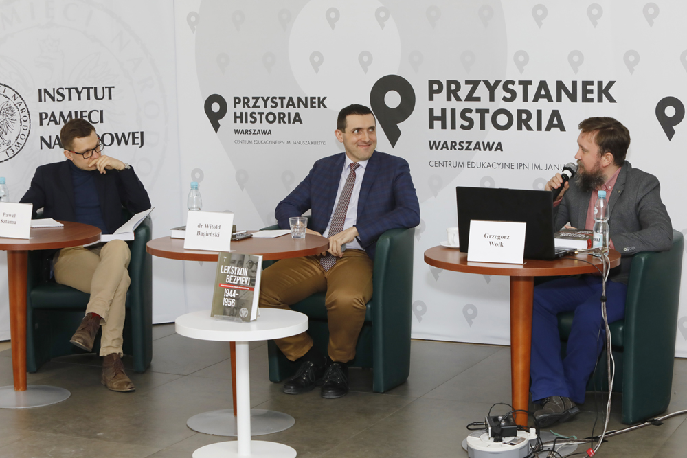Dyskusja wokół książki „Leksykon bezpieki. Kadra kierownicza aparatu bezpieczeństwa 1944–1956. Tom I” – 19 stycznia 2021. Fot. Piotr Życieński (IPN)