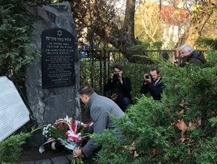 Dr Tomasz Greniuch oddał hołd ofiarom Nocy Kryształowej – Opole, 6 listopada 2019r.