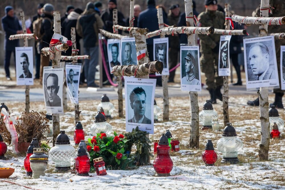 Narodowy Dzień Pamięci „Żołnierzy Wyklętych” na powązkowskiej „Łączce”, 2018. Fot. Marcin Jurkiewicz (IPN)