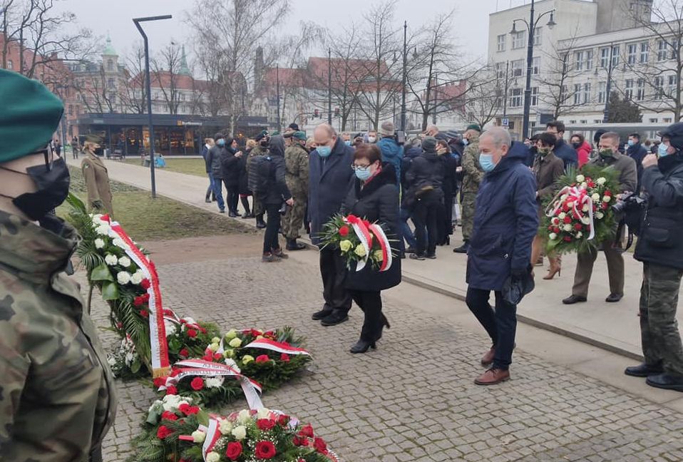 Przewodniczący Kolegium IPN oddał hołd Żołnierzom Niezłomnym – Toruń, 1 marca 2021