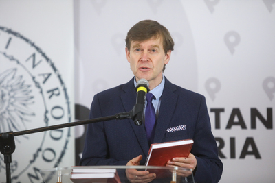 Prof. Marek Wierzbicki, dyrektor Biura Badań Historycznych IPN podczas konferencji prasowej prezentującej publikację IPN „Jeńcy 1920” – 11 marca 2021. Fot. Sławek Kasper (IPN)