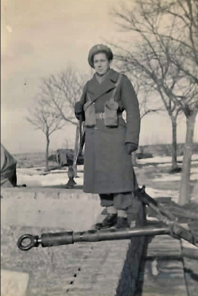 Antoni Chrościelewski podczas kampanii włoskiej w 1944 roku / Foto: Archiwum Antoniego Chrościelewskiego