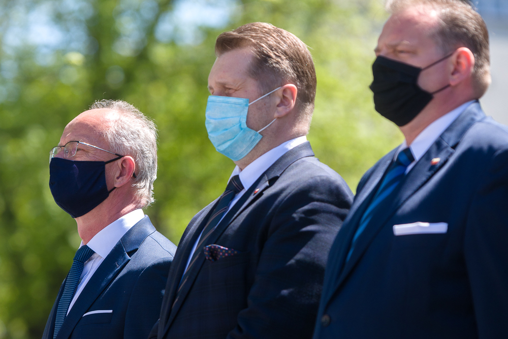 Uroczystości pod pomnikiem rtm. Witolda Pileckiego na warszawskim Żoliborzu, upamiętniające 120. rocznicę jego urodzin – 13 maja 2021. Fot. Sławek Kasper (IPN)