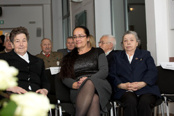 Odznaczone Krzyżem Kawalerskim Orderu Odrodzenia Polski. Od lewej Maria Borowska, Jolanta Strzałkowska, Eleonora Mroczkowska