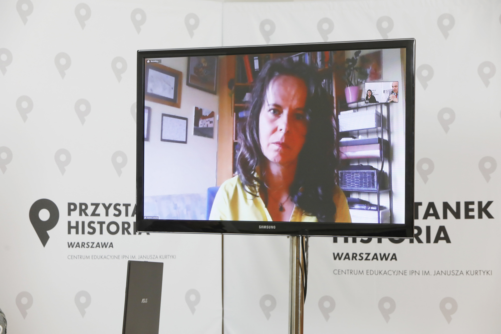Dr Joanna Lubecka. Dyskusja „II wojna światowa – zbrodnia i kara w polskiej myśli prawniczej” – 31 maja 2021. Fot. Piotr Życieński (IPN)