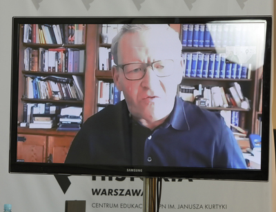 Dr hab. Bogdan Musiał podczas dyskusji „Znaczenie agresji III Rzeszy na Związek Sowiecki dla rosyjskiej propagandy historycznej” – 9 czerwca 2021. Fot. Piotr Życieński (IPN)