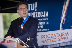 Prezes IPN dr Jarosław Szarek podczas uroczystego wręczenia Krzyży Wolności i Solidarności w Warszawie – 25 czerwca 2021. Fot. Sławek Kasper (IPN)
