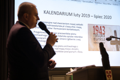 Marcin Krzysztofik, dyrektor OIPN Lublin przedstawił bazę ofiar zbrodni wołyńskiej prowadzoną przez IPN – Jasna Góra, 4 lipca 2021. Fot. Sławek Kasper (IPN)