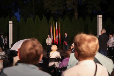 Uroczystości upamiętniające ofiary niemieckich zbrodni na Woli w Warszawie – 5 sierpnia 2021. Fot. Mikołaj Bujak