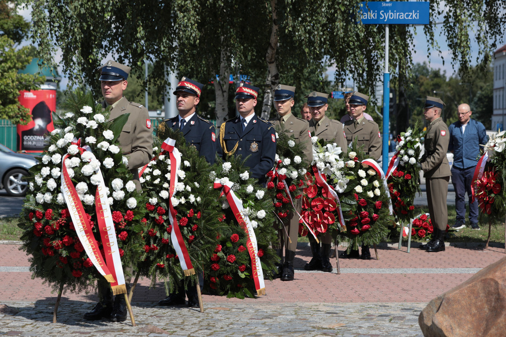 Uroczystość złożenia hołdu Polakom pomordowanym przez Sowietów w latach 1937–1938, w ramach tzw. operacji polskiej – Warszawa, 11 sierpnia 2021. Fot. Mikołaj Bujak (IPN)