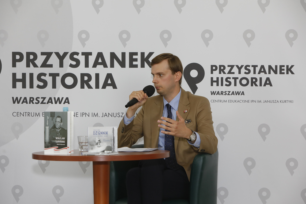 Adam Stefan Lewandowski. „Kulisy historii”, odcinek 27: „Płk Wacław Lipiński – »Dziennik obrony Warszawy«” – 14 sierpnia 2021