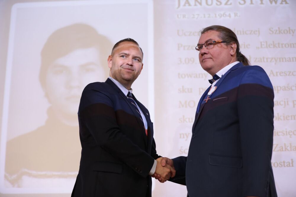 Uroczystość wręczenia Krzyży Wolności i Solidarności w Gdańsku – 31 sierpnia 2021. Fot. Mikołaj Bujak (IPN)