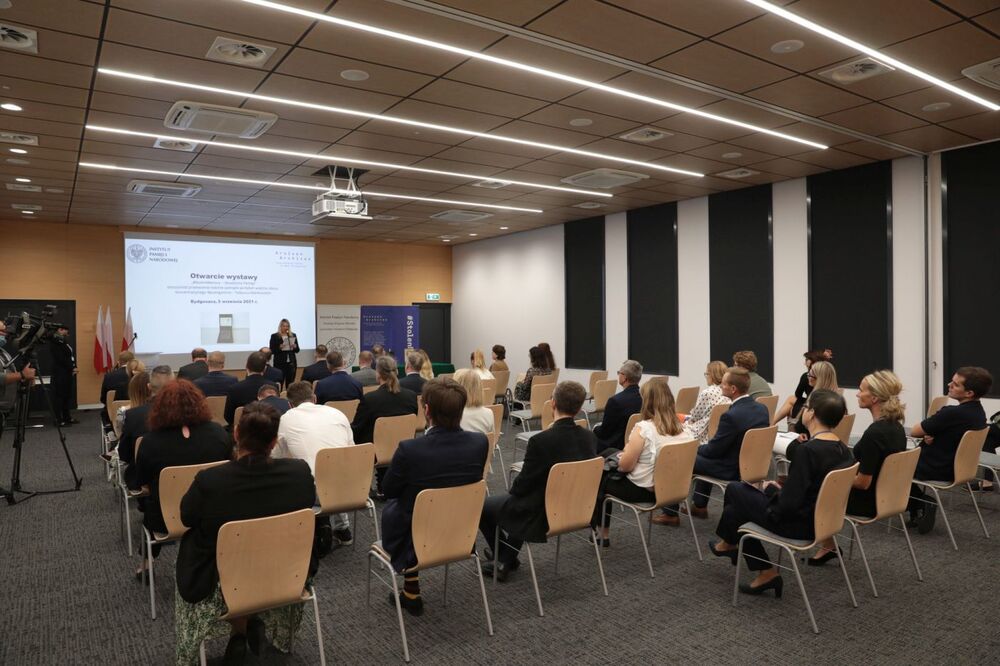 Otwarcie wystawy „#StolenMemory – Skradziona Pamięć” – Bydgoszcz, 3 września 2021. Fot. Mikołaj Bujak (IPN)