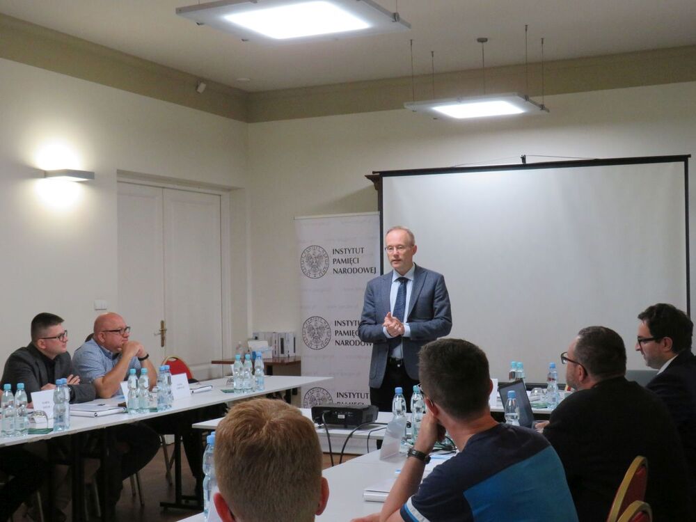 Dr Łukasz Kamiński podczas XV Letniej Szkoły Historii Najnowszej – Palczew, 6 września 2021. Fot. Joanna Sobotka (IPN)