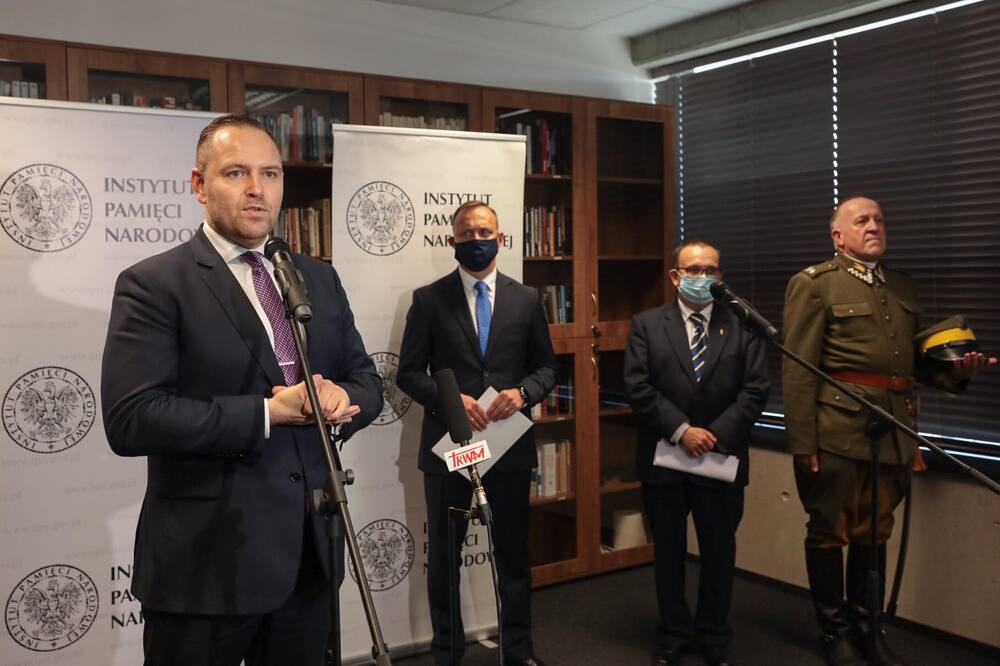 Konferencja prasowa w Oddziale IPN we Wrocławiu – 8 września 2021. Fot. Mikołaj Bujak (IPN)