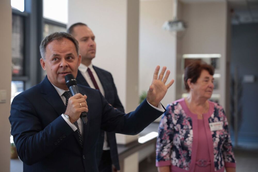 Otwarcie wystawy „Na straży pamięci. 30 lat działalności Stowarzyszenia Kielecka Rodzina Katyńska” – Kielce, 15 września 2021. Fot. Mikołaj Bujak (IPN)