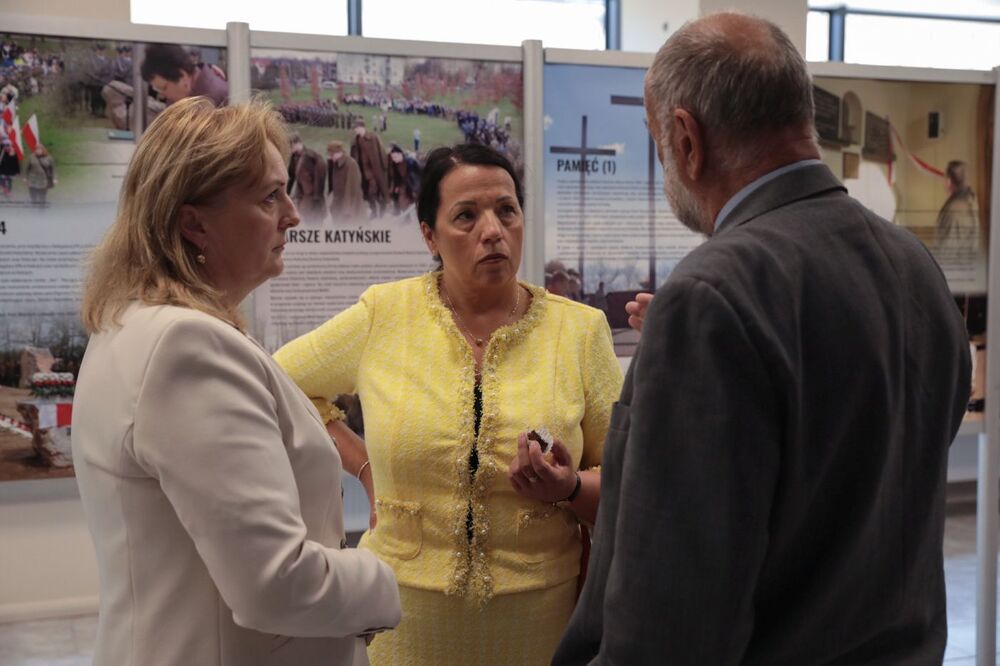 Otwarcie wystawy „Na straży pamięci. 30 lat działalności Stowarzyszenia Kielecka Rodzina Katyńska” – Kielce, 15 września 2021. Fot. Mikołaj Bujak (IPN)