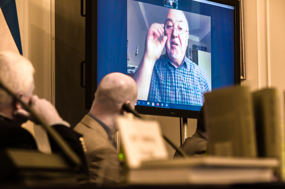 Na ekranie prof. Jurij Szapował – Warszawa, 14 września 2021. Fot Sławek Kasper (IPN)