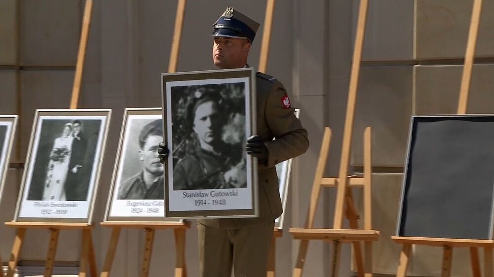 Kadr z programu „Przystanek Historia” w TVP Historia, odc. 39