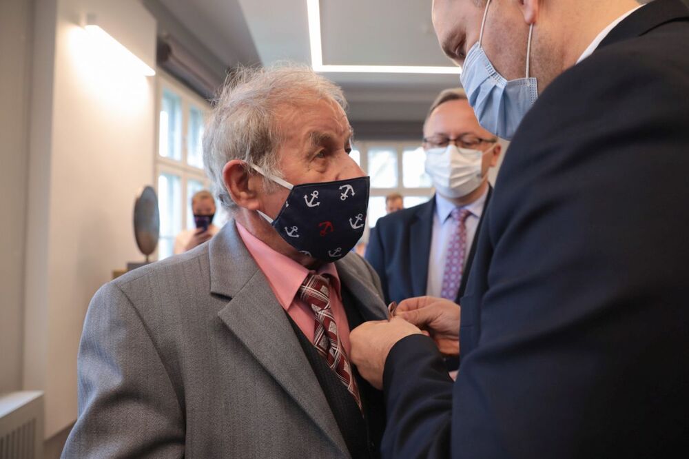 Uroczystość wręczenia Krzyży Wolności i Solidarności działaczom opozycji antykomunistycznej – Poznań, 21 września 2021. Fot. Mikołaj Bujak (IPN)