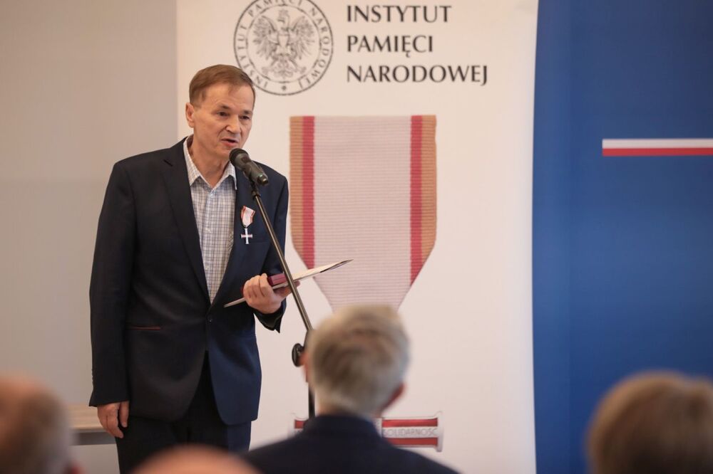 Uroczystość wręczenia Krzyży Wolności i Solidarności działaczom opozycji antykomunistycznej – Poznań, 21 września 2021. Fot. Mikołaj Bujak (IPN)