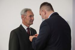 Prezes IPN dr Karol Nawrocki wręczył w Lublinie Krzyże Wolności i Solidarności – 24 września 2021. Fot. Mikołaj Bujak (IPN)