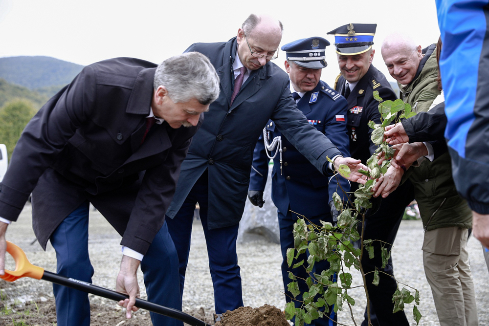 Odsłonięcie pomnika poświęconego Ludziom Wolności i Solidarności z Bieszczad – Wołosate, 25 września 2021. Fot. Sławek Kasper (IPN)