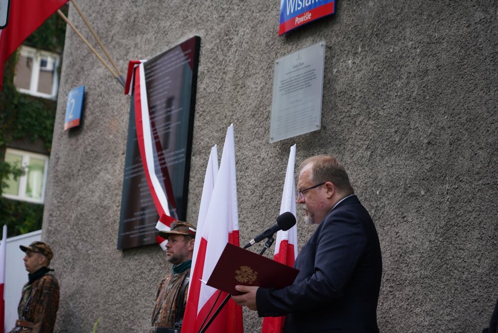 Uroczystość odsłonięcia tablicy upamiętniającej bohaterskie siostry urszulanki z patrolu sanitarnego Wojskowej Służby Kobiet Obwodu I AK Śródmieście – Warszawa, 28 września 2021. Fot. Mateusz Niegowski (IPN)