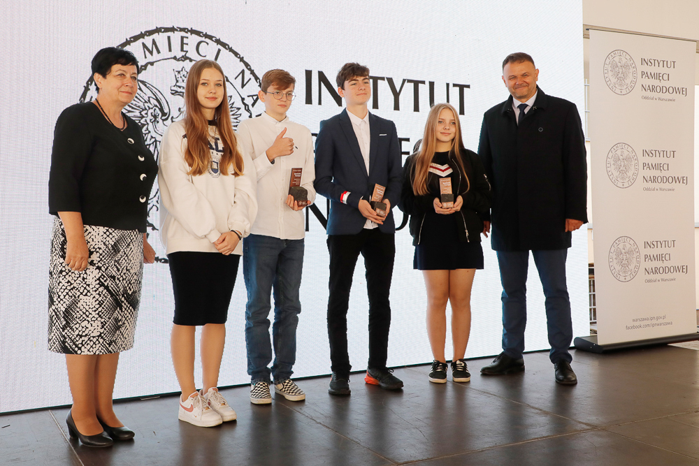 Gala projektu edukacyjnego „Kamienie Pamięci. Bohaterowie opozycji demokratycznej 1981–1983” – Warszawa, 28 września 2021. Fot. Piotr Życieński (IPN)