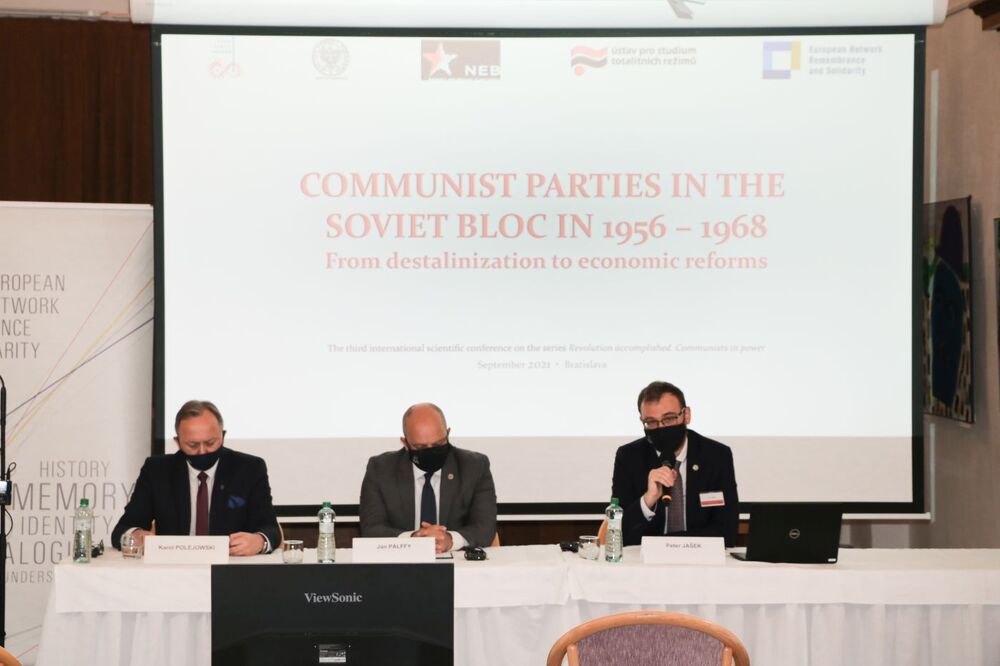 Konferencja „Partie komunistyczne w bloku sowieckim w latach 1956–1968. Od destalinizacji do zmian gospodarczych” – Bratysława, 29 września 2021. Fot. Ústav pamäti národa