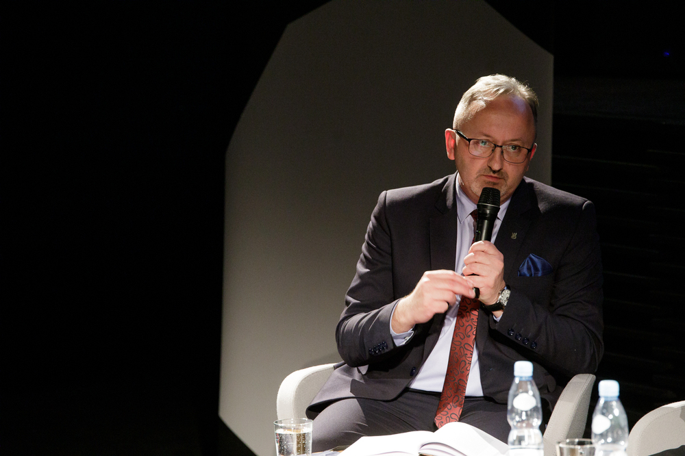 Dr hab. Karol Polejowski, wiceprezes IPN, podczas promocji publikacji dr. M.J. Mazurkiewicza „Ludobójstwo Niemiec na narodzie polskim (1939–1945). Studium historycznoprawne” – Gdańsk, 7 października 2021. Fot. Karolina Dembek (Muzeum II Wojny Światowej)