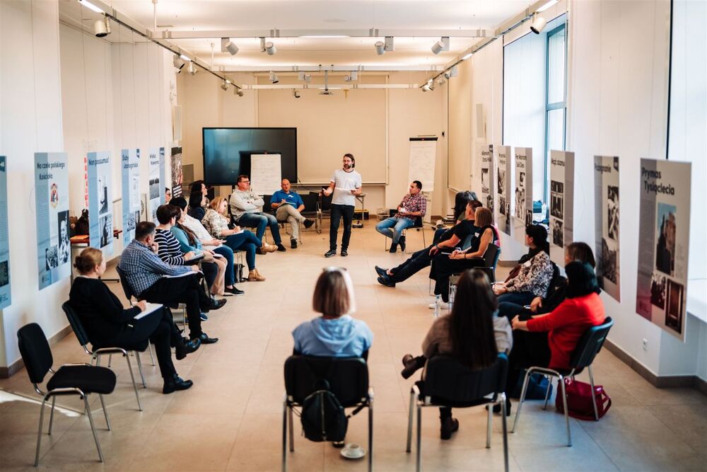 Warsztaty dla nauczycieli „BohaterON w Twojej szkole!” – Warszawa, 7–9 października 2021. Fot. Tomasz Tołłoczko