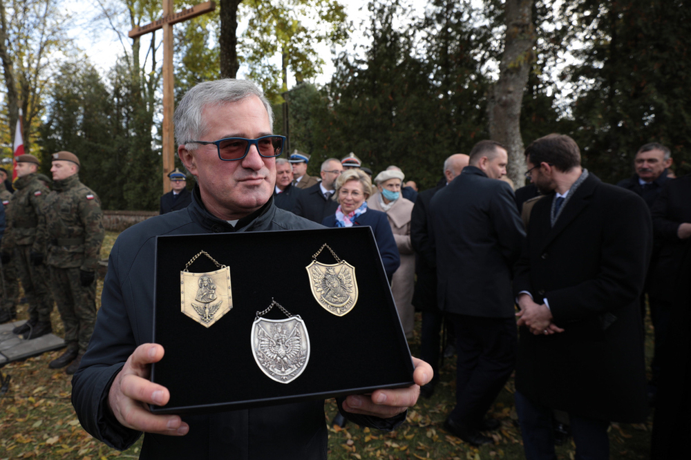 Uroczystości upamiętniające żołnierzy Narodowego Zjednoczenia Wojskowego z ostatniego patrolu „Roja” – Pawłowo Kościelne, 16 października 2021. Fot. Mikołaj Bujak (IPN)