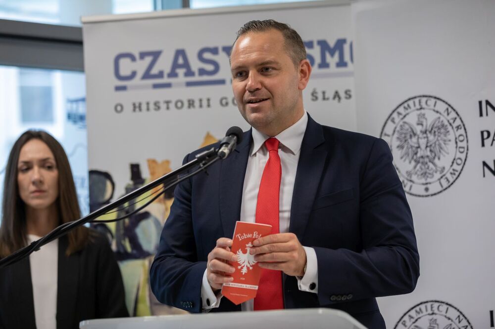 Prezes IPN dr Karol Nawrocki. Otwarcie wystawy „Rok 1921 na Górnym Śląsku“ – Katowice, 20 października 2021. Fot. Mikołaj Bujak (IPN)